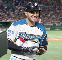 日本ハム・レアードら争奪戦も 保留者名簿漏れ濃厚 - プロ野球 : 日刊