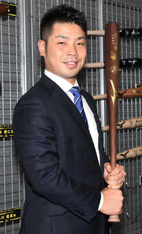 日本ハム近藤、来季バット2種使い分けで「二刀流」 - プロ野球 : 日刊