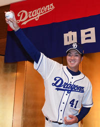 中日勝野、浅尾の背番41継承「自覚持ってプレー」 - プロ野球 : 日刊
