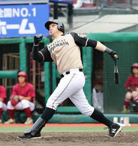 日本ハムGM レアードとの残留交渉打ち切りを明言 - プロ野球 : 日刊