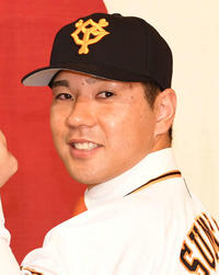 巨人炭谷「ルーキーと同じ気持ち」まずは投手陣把握 - プロ野球 : 日刊