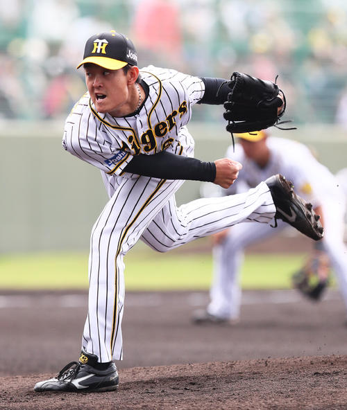阪神対楽天　阪神先発の望月（撮影・足立雅史）