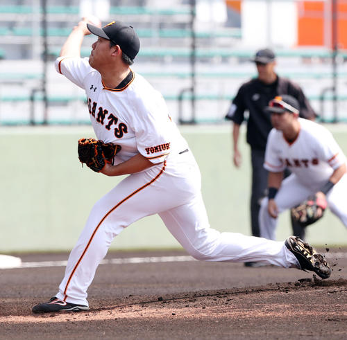 巨人対中日 巨人先発の山口俊(撮影・垰建太)