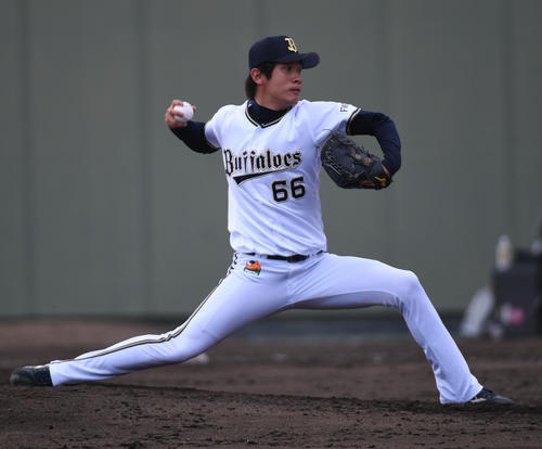 5回表西武無死から登板した吉田凌（撮影・渦原淳）