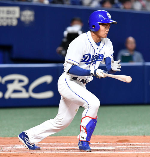 中日対西武 6回裏中日1死、根尾は投ゴロに倒れる(撮影・前岡正明)