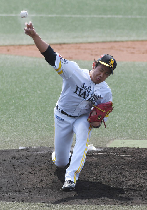 2番手でマウンドに上がった杉山一樹は1イニングを無失点に抑える（撮影・今浪浩三）