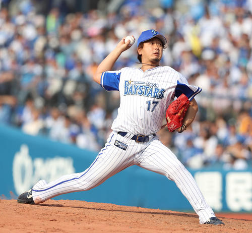 DeNA対巨人 力投するDeNA三嶋(撮影・林敏行)