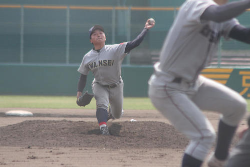リーグ戦初登板で好救援を見せた関学大・石丸（撮影・柏原誠）