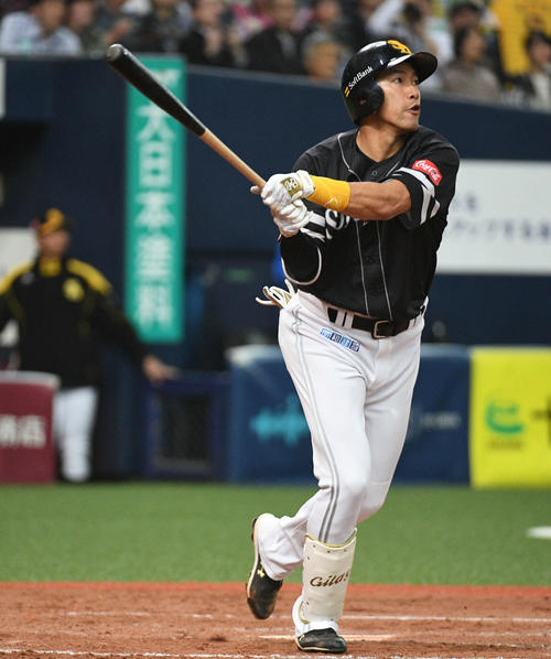 ソフトバンク柳田悠岐（2019年4月2日撮影）