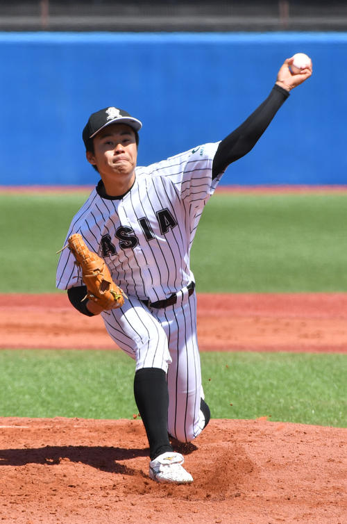亜大対駒大　先発した亜大・松本晴（撮影・柴田隆二）