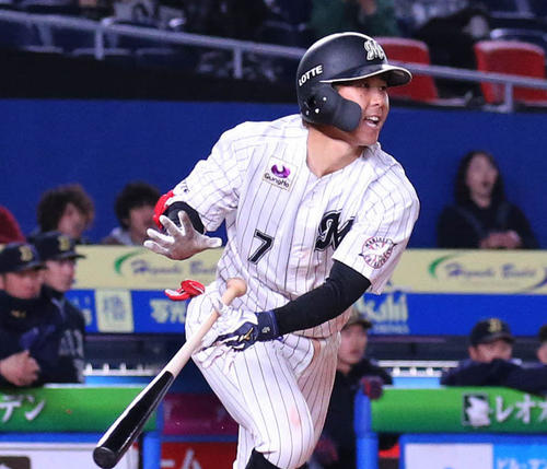 １９年4月９日、ロッテ対オリックス　ロッテ鈴木はサヨナラ打を放つ