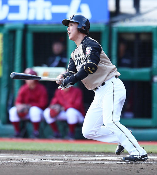 鶴岡慎也捕手兼バッテリーコーチ