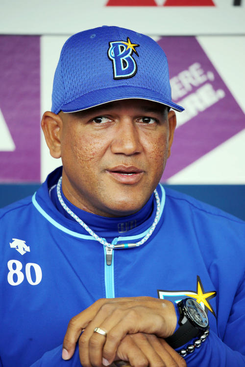 DeNA対広島　試合前、筒香に関する記者の質問に答えるラミレス監督（撮影・河野匠）