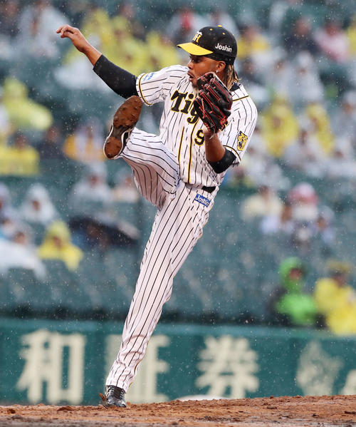 阪神対中日　最後を締めたドリス（撮影・加藤哉）