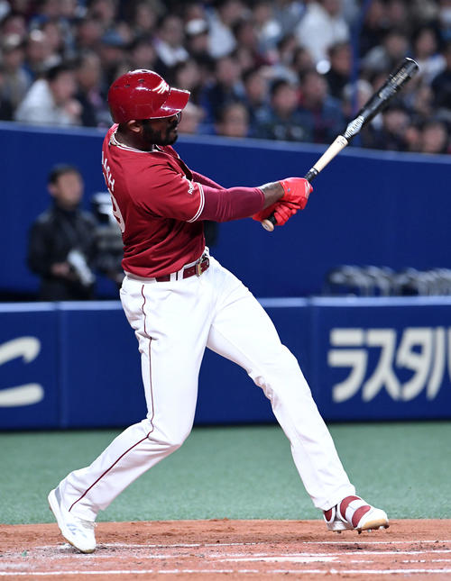 楽天ブラッシュ（2019年3月23日撮影）