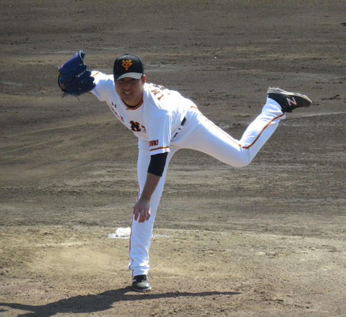 イースタン・リーグのDeNA戦に先発した巨人今村（撮影・桑原幹久）