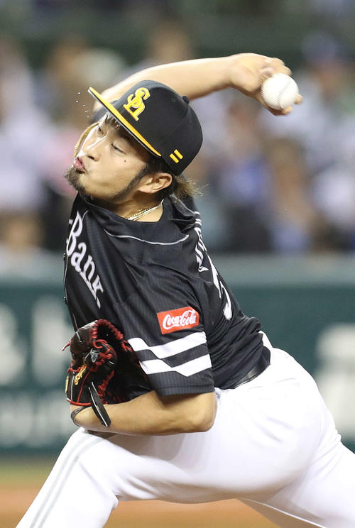 西武対ソフトバンク　ソフトバンク2番手で9回に登板し無失点に抑えた森（撮影・河野匠）