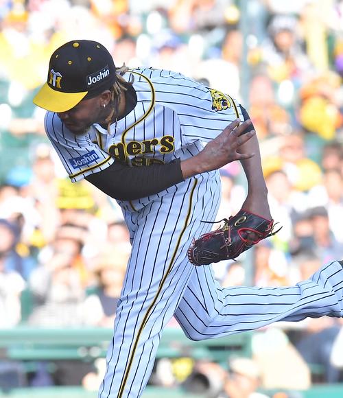 阪神対巨人　阪神3番手のラファエル・ドリス（撮影・上田博志）