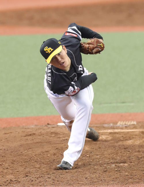 西武対ソフトバンク　5回2安打2失点で勝利投手となった高橋礼（撮影・河野匠）