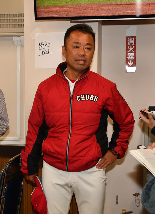中部学院大・原克隆監督（2018年11月9日撮影）