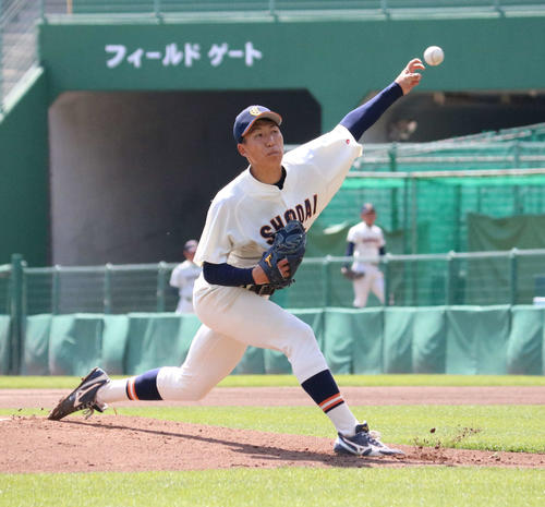 5日大経大戦に先発した大商大・橋本