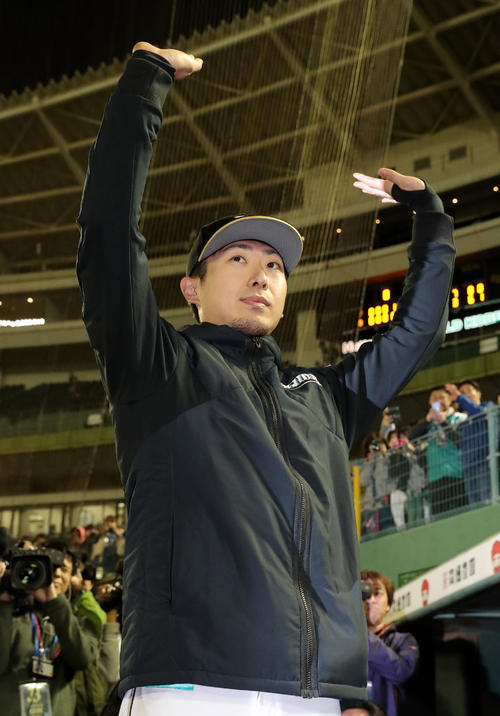 12球団勝利を成し遂げた日本ハム金子（2019年4月18日撮影）
