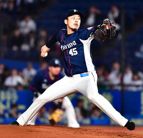 ロッテ対西武　西武先発の本田（撮影・小沢裕）