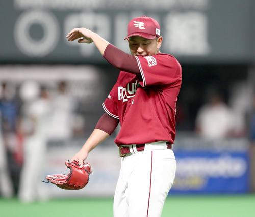 日本ハム対楽天　1回裏に4失点し渋い表情の福井（撮影・黒川智章）