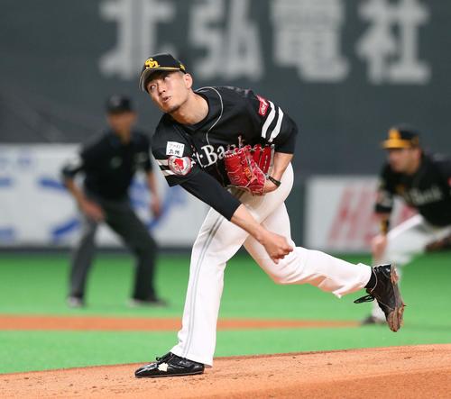 日本ハム対ソフトバンク　ソフトバンク先発の千賀（撮影・黒川智章）