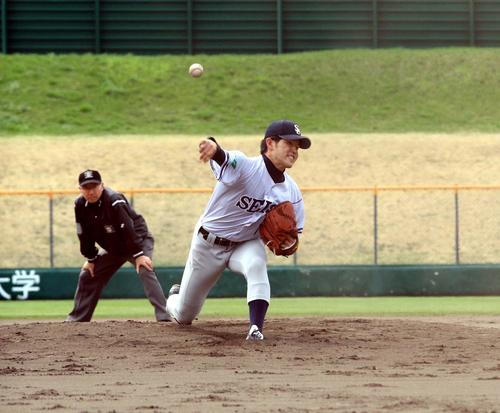 札幌大谷大対星槎道都大　7回2安打無失点と好投しリーグ初戦勝利に導いた星槎道都大のエース渕上（撮影・永野高輔）