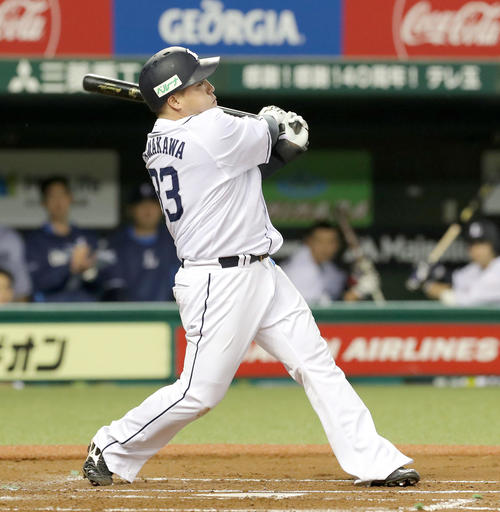 西武対日本ハム　2回裏西武無死、山川は左越え本塁打を放つ（撮影・佐藤翔太）