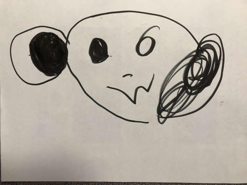 子どもの日に合わせて、DeNA井納の2歳の長男が描いたお父さんの似顔絵。独特な耳の形、目には何故か「6」が付けられている
