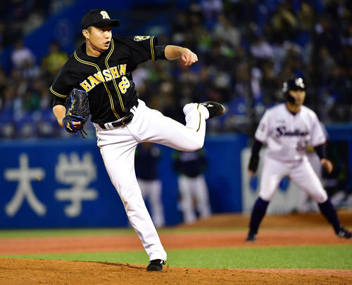 ヤクルト対阪神　6回、2番手で登板し好投する島本（撮影・清水貴仁）