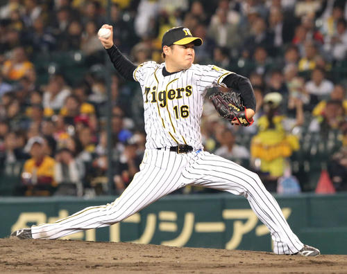好投を続ける西勇輝（撮影・上山淳一）