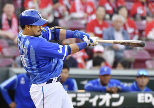 1回DeNA1死、宮崎が左越えに先制ソロを放つ（共同）
