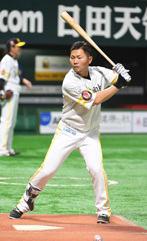 ソフトバンク中村晃（2019年3月7日撮影）