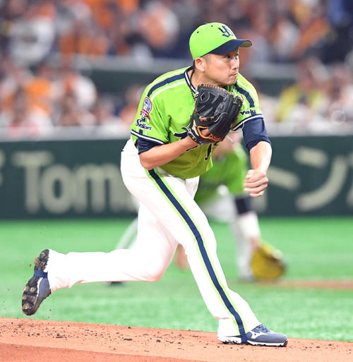 巨人対ヤクルト　ヤクルトの先発石川（撮影・たえ見朱実）