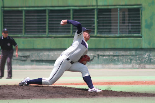 完封で4勝目の同大・高橋恭平投手（撮影・柏原誠）