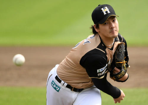 楽天対日本ハム　8回1失点で5勝目を挙げた日本ハム有原（撮影・横山健太）