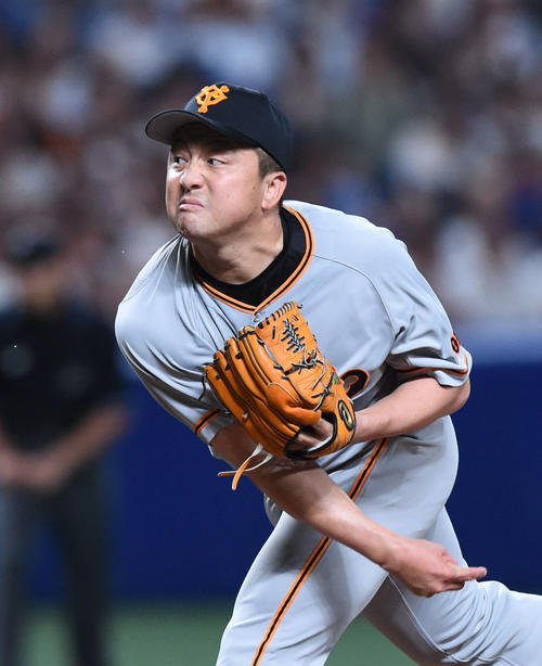 中日対巨人　最終回を締めた巨人沢村（撮影・森本幸一）