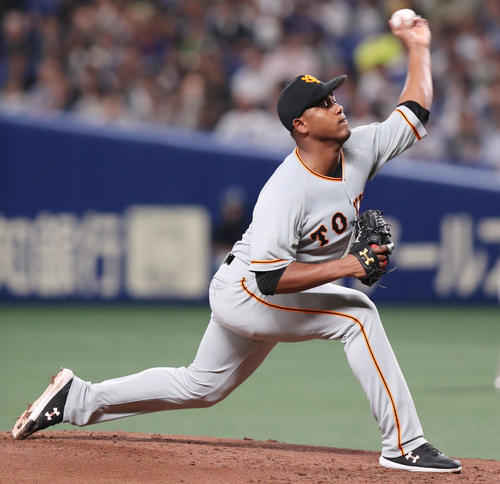 中日対巨人 巨人先発のメルセデス(撮影・垰建太)