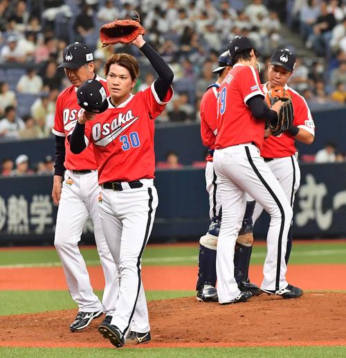 6回途中1失点で降板するK－鈴木（撮影・上田博志）