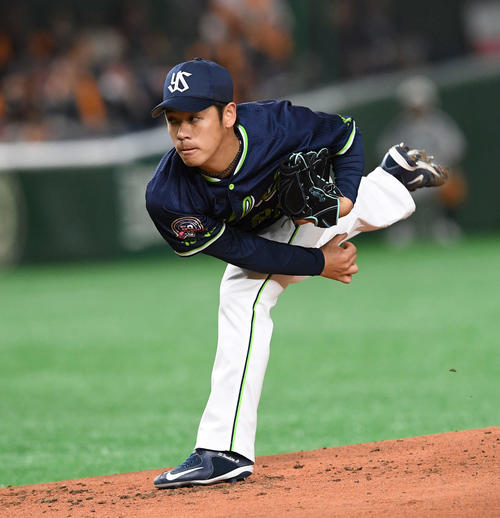 ヤクルト小川泰弘（2019年4月12日撮影）
