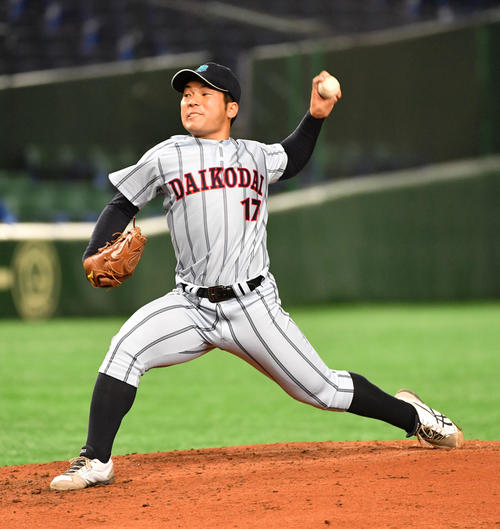 大工大対創価大　5回から登板した大工大の宇都（撮影・柴田隆二）