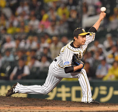 広島対日本ハム　阪神3番手で登板する島本浩也（撮影・上田博志）