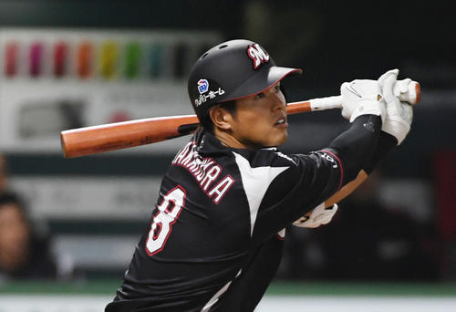 ロッテ中村奨吾