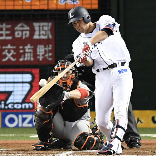 7回裏西武1死、左越えソロ本塁打を放つ木村（撮影・鈴木みどり）