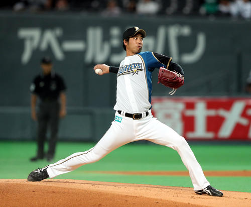 日本ハム吉田侑樹（18年２月撮影）