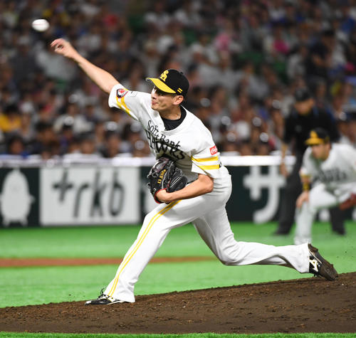 先発の二保は6回途中2失点と好投する（撮影・今浪浩三）