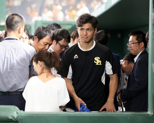 ソフトバンク高橋礼（2019年6月21日撮影）